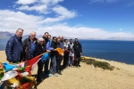 Tibet Classic 8-Day Tour: Lhasa + Shigatse + Yamdrok Lake + Everest Base Camp + Namtso  [8-Day Small Group Tour for 10 People]