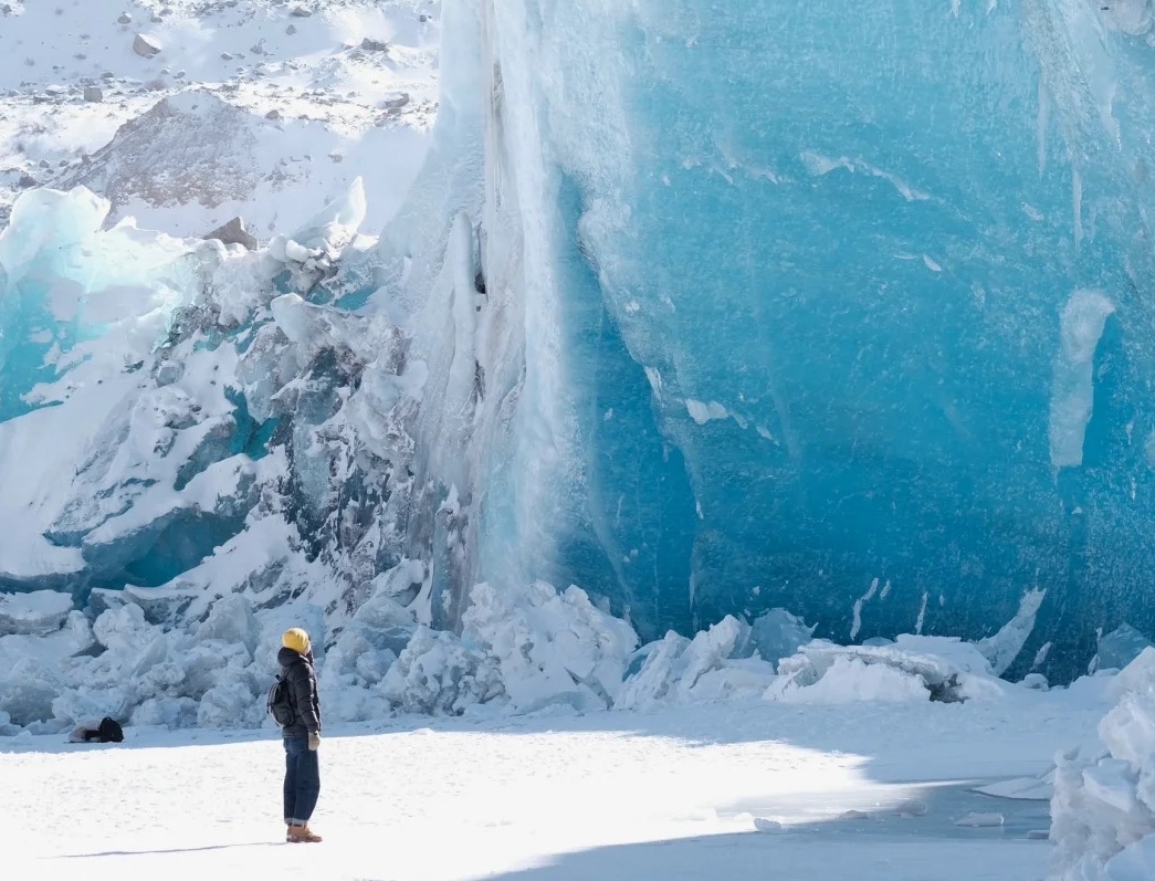 9-Day Blue Ice Spectacle: Laigu Glacier+ Lhasa+Nyingchi+Bomi+Yamdrok Lake