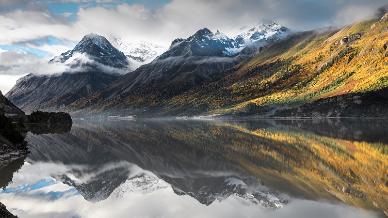 Autumn in Tibet for 10 Days