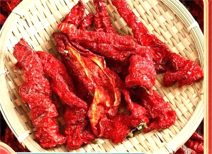 What to Buy in Northern Xinjiang: 10 Best Local Souvenirs