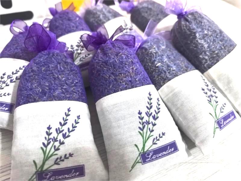 What to Buy in Northern Xinjiang: 10 Best Local Souvenirs