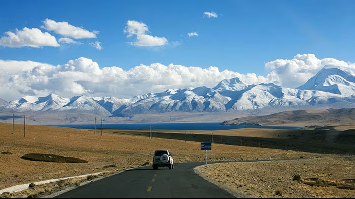Xinjiang–Tibet Highway