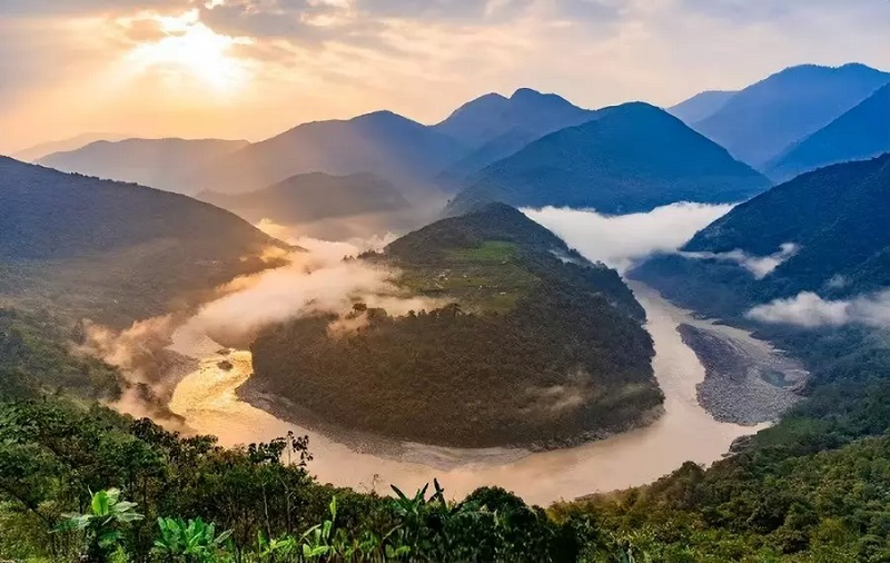 Yarlung Tsangpo River